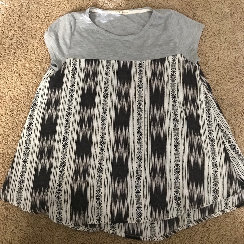 Gray Flowy Top